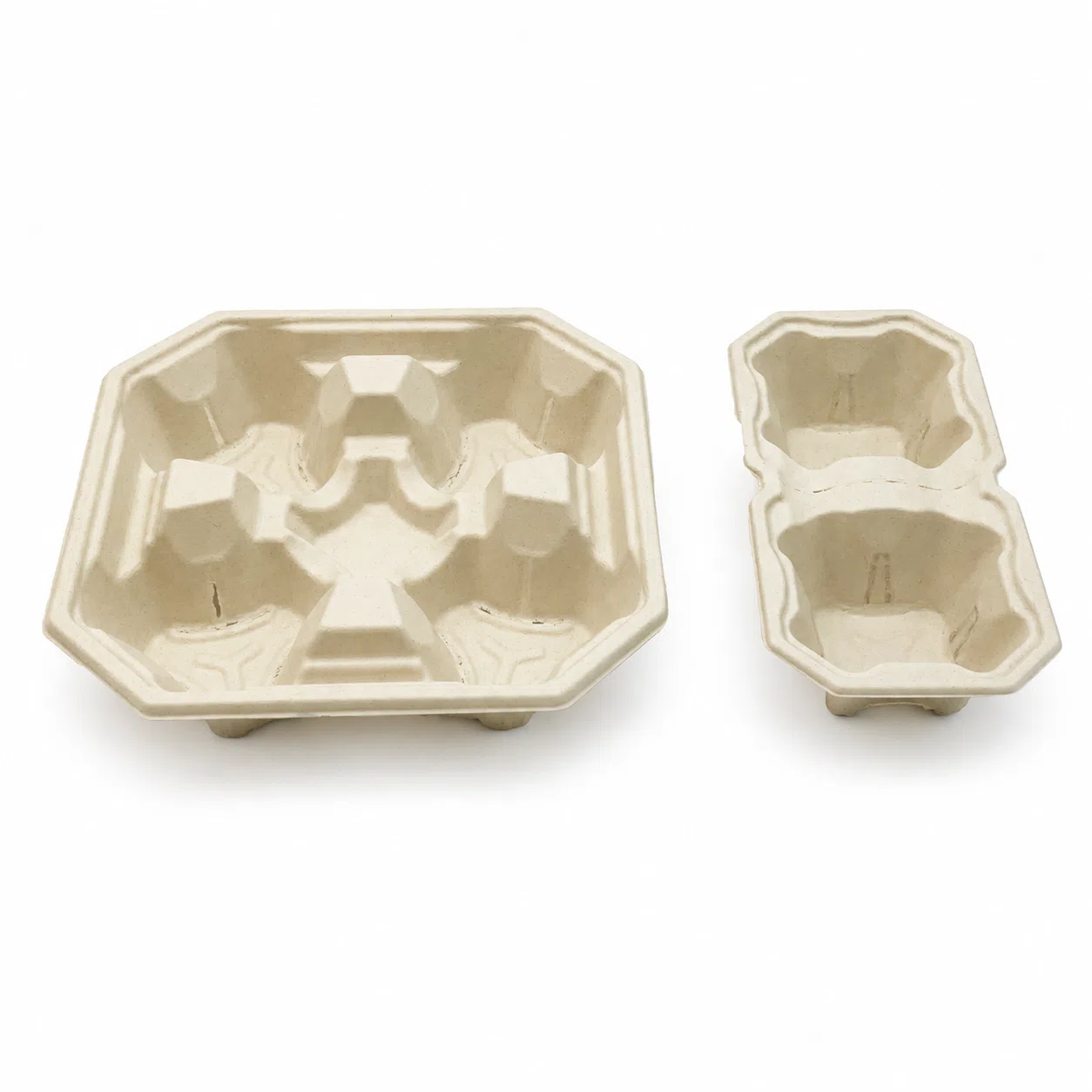 4-Cup and 2-Cup Molded Pulp Drink Carrier Comparison Comparison of 4-cup and 2-cup molded pulp drink carriers