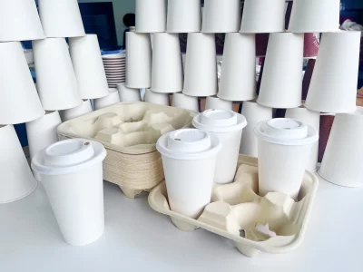 3 -Cup Holder